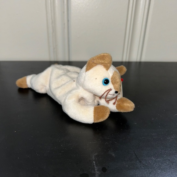 Vintage TY Beanie Baby With Tags - Picture 2 of 2